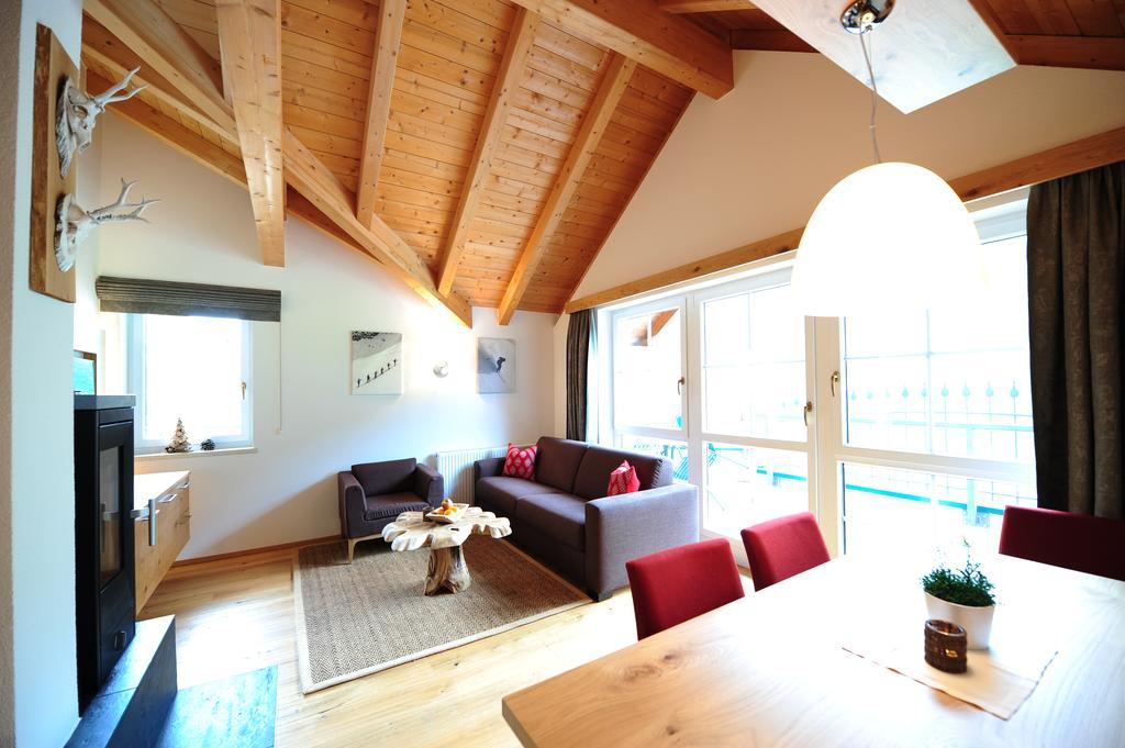 Hotel Dorfstadl Капл Екстериор снимка