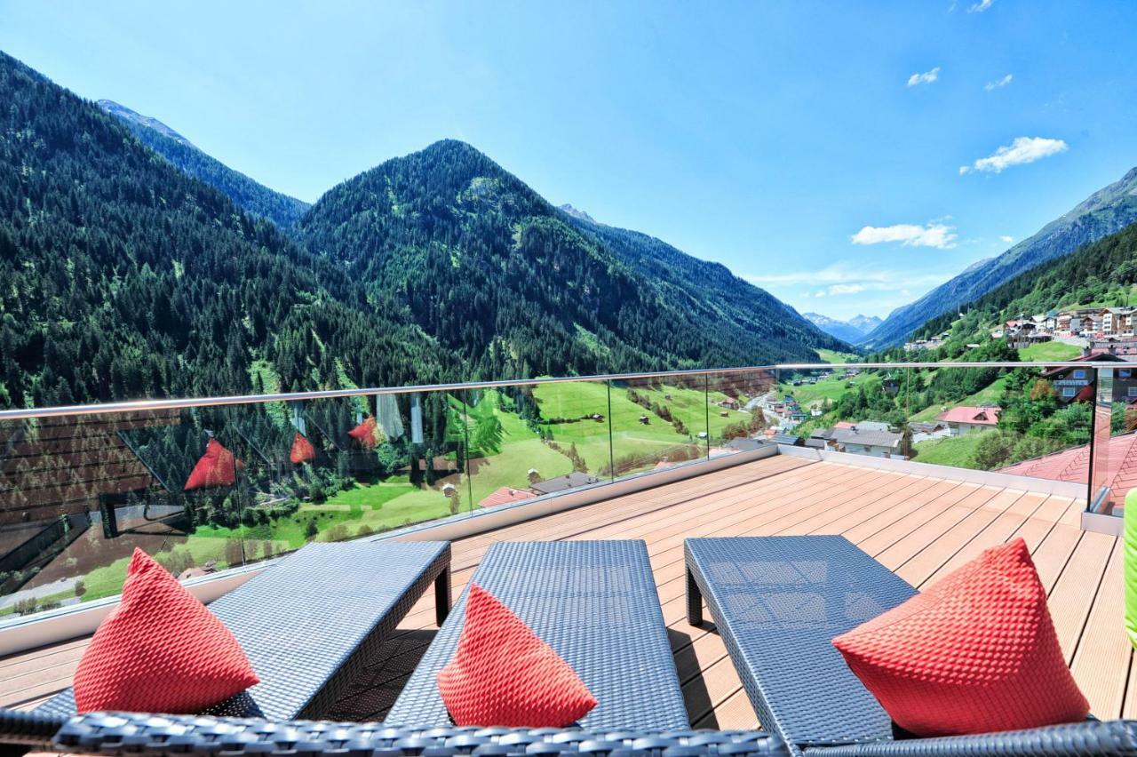 Hotel Dorfstadl Капл Екстериор снимка